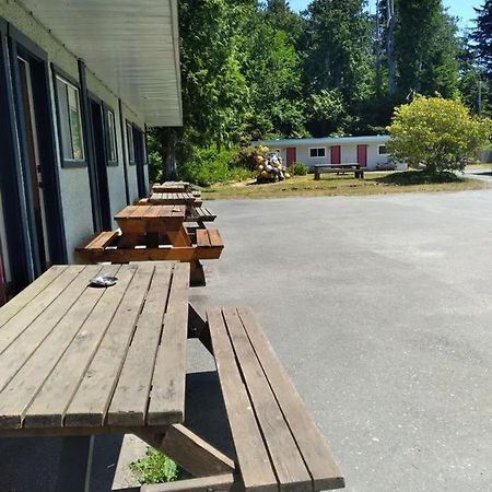 Dolphin Motel Tofino Extérieur photo